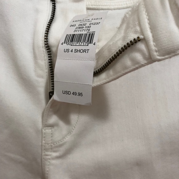 Jeans - Picture 1 of 4